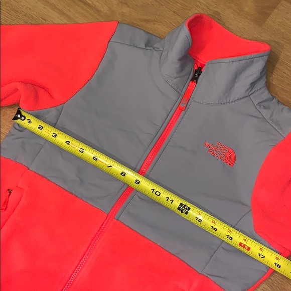 NWT The North Face Denali Fleece Jacket, M (10/12) - Picture 3 of 16